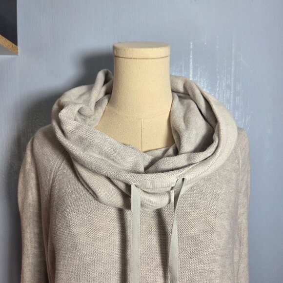 Eddie Bauer 2XL Light Gray Medium Weight Cowl Neck Longsleeve Pullover Sweater - Picture 2 of 9